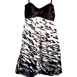 Jump Apparel Mini Dress SIZE 1 / 2 Silky Black & White Bubble Hem dance party